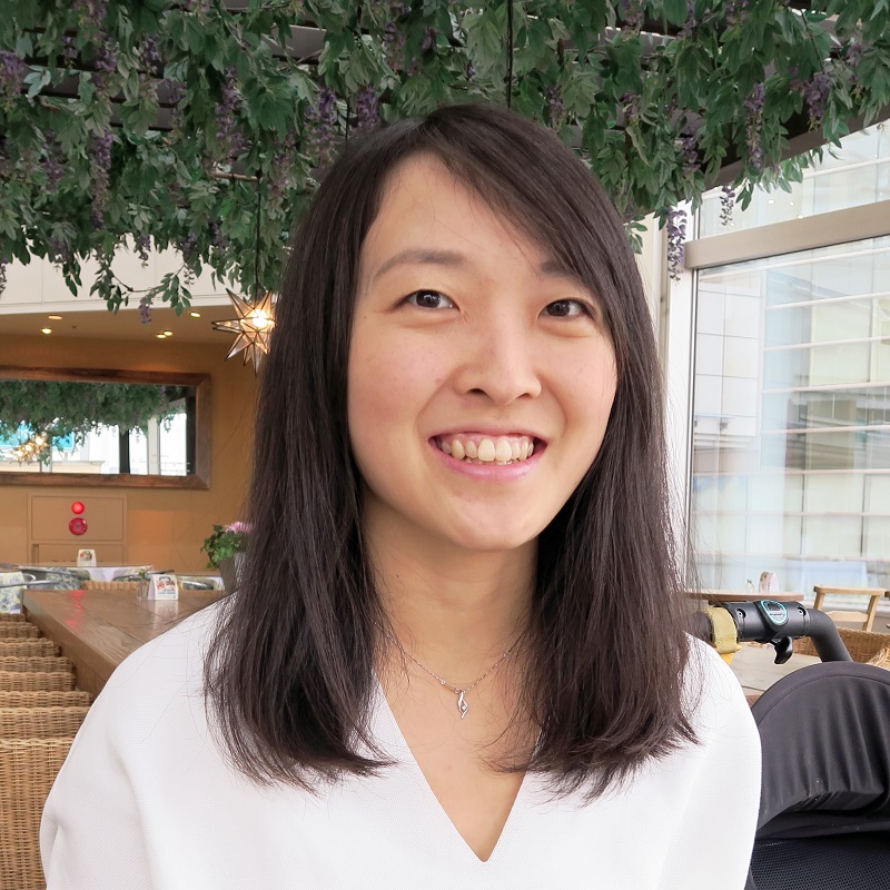 中溝 知里さん